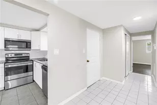 728 Caribbean Cir, Venice, FL 34293 - Photo 18