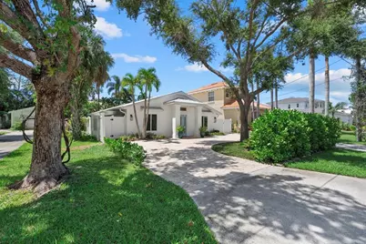 1600 Kenilworth Street, Sarasota, FL 34231 - Photo 2