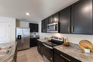 2938 Rock Sound St, Bradenton, FL 34208 - Photo 10