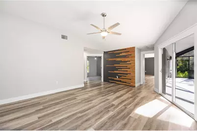 4715 Tivoli Avenue, Sarasota, FL 34235 - Photo 10