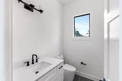 569 Bayview Drive, Longboat Key, FL 34228 - Photo 28