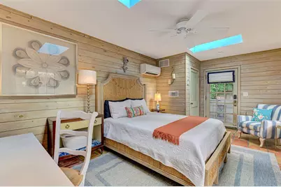 3838 Flores Avenue, Sarasota, FL 34239 - Photo 58