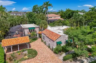 3838 Flores Ave, Sarasota, FL 34239 - Photo 2