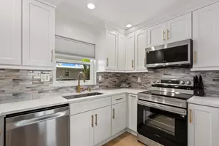 5830 Midnight Pass Rd, Sarasota, FL 34242 - Photo 6