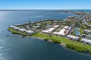 6300 Flotilla Dr, Holmes Beach, FL 34217 - Photo 34