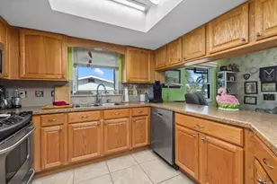 1018 Lee St, Englewood, FL 34224 - Photo 10