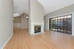 4494 Ascot Cir N, Sarasota, FL 34235 - Photo 8