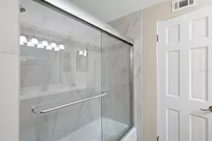 573 Spanish Dr N, Longboat Key, FL 34228 - Photo 14