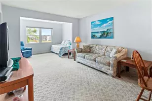 4103 Lake Bayshore Dr, Bradenton, FL 34205 - Photo 6