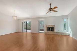 6675 Easton Dr, Sarasota, FL 34238 - Photo 8