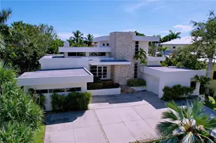 1347 Harbor Dr, Sarasota, FL 34239 - Photo 96