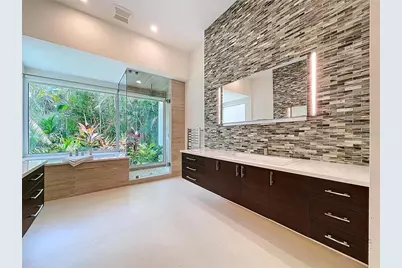 1347 Harbor Drive, Sarasota, FL 34239 - Photo 40