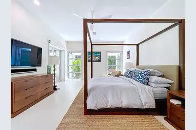 1347 Harbor Drive, Sarasota, FL 34239 - Photo 36