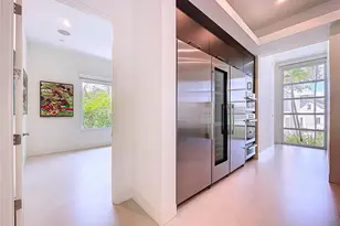 1347 Harbor Dr, Sarasota, FL 34239 - Photo 24