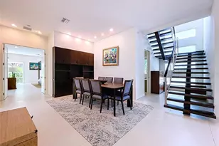 1347 Harbor Dr, Sarasota, FL 34239 - Photo 14