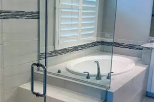 5761 Groundsel Cir, Sarasota, FL 34238 - Photo 16