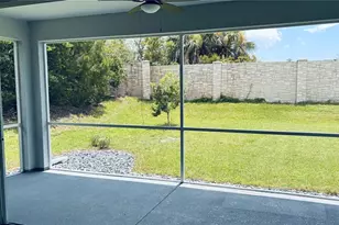 5761 Groundsel Cir, Sarasota, FL 34238 - Photo 8