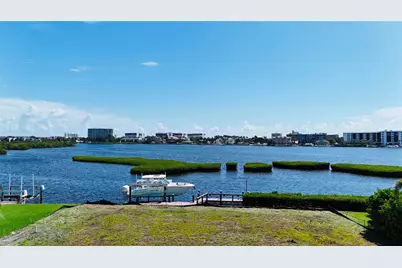 5848 Tidewood Avenue, Sarasota, FL 34231 - Photo 10