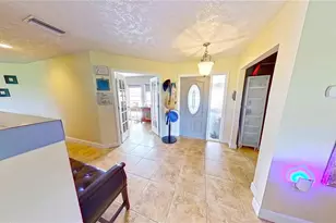 1820 El Rancho Dr, Sun City Center, FL 33573 - Photo 4