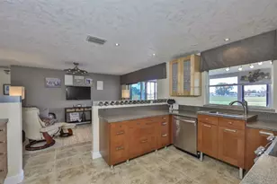 1820 El Rancho Dr, Sun City Center, FL 33573 - Photo 40