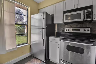 4625 Summerwind Drive #13, Sarasota, FL 34234 - Photo 8