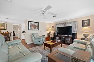 404 49th Ave Dr W, Bradenton, FL 34207 - Photo 10