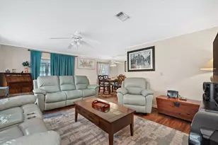 404 49th Ave Dr W, Bradenton, FL 34207 - Photo 8