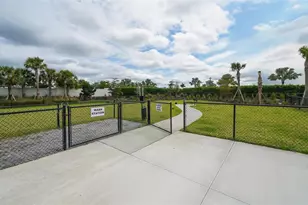 12732 Lateral Root Dr, Sarasota, FL 34238 - Photo 64