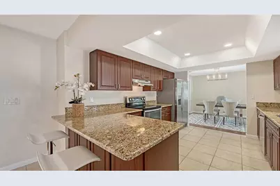 2852 Captiva Drive, Sarasota, FL 34231 - Photo 10