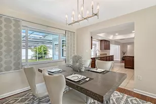 2852 Captiva Dr, Sarasota, FL 34231 - Photo 8