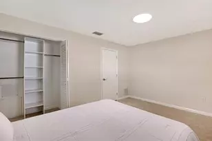 2852 Captiva Dr, Sarasota, FL 34231 - Photo 24