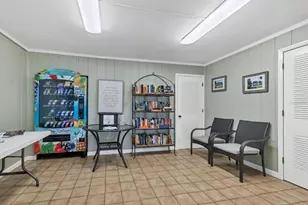 1105 Gulf of Mexico Dr, Longboat Key, FL 34228 - Photo 16