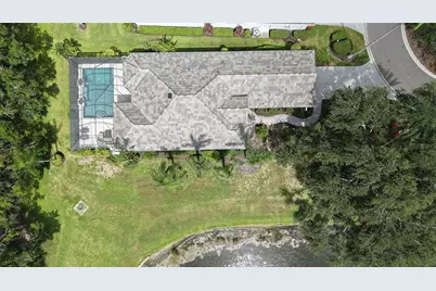 6505 Oakland Hills Drive, Lakewood Ranch, FL 34202 - Photo 38