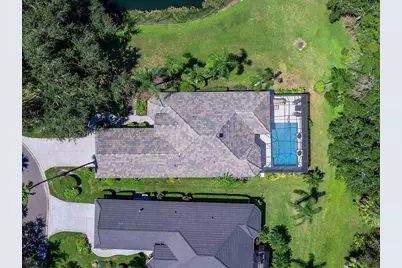 6505 Oakland Hills Drive, Lakewood Ranch, FL 34202 - Photo 36