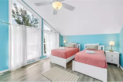 156 Siesta Drive, Sarasota, FL 34242 - Photo 44