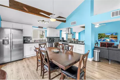 156 Siesta Drive, Sarasota, FL 34242 - Photo 20