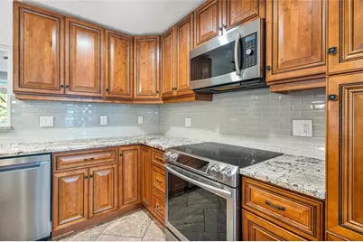 4207 Charing Cross Road, Sarasota, FL 34241 - Photo 12