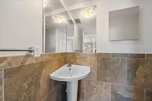 795 Plymouth St, Sarasota, FL 34242 - Photo 30