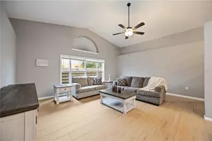 4518 Dover St Cir E, Bradenton, FL 34203 - Photo 8