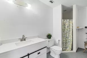 4114 Roberts Point Cir, Sarasota, FL 34242 - Photo 36