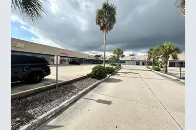 353 6th Avenue W, Bradenton, FL 34205 - Photo 2