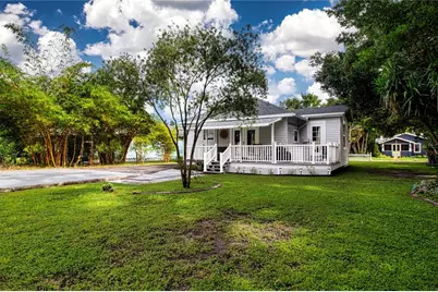 1517 5th Street W, Palmetto, FL 34221 - Photo 12