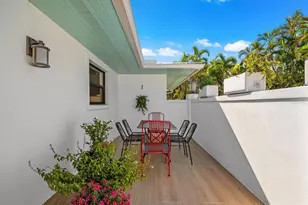 531 72nd St, Holmes Beach, FL 34217 - Photo 8