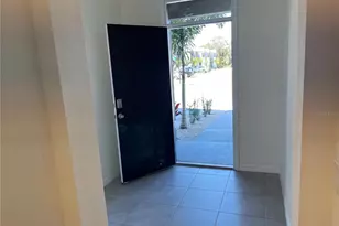 8708 Milestone Dr, Sarasota, FL 34238 - Photo 4