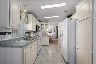 8012 Nancy Ln, Ellenton, FL 34222 - Photo 8