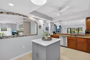 4430 Atwood Cay Cir, Sarasota, FL 34233 - Photo 8