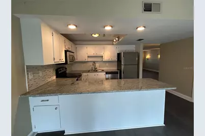 425 30th Avenue W #C212, Bradenton, FL 34205 - Photo 4