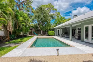 1760 Arlington St, Sarasota, FL 34239 - Photo 32
