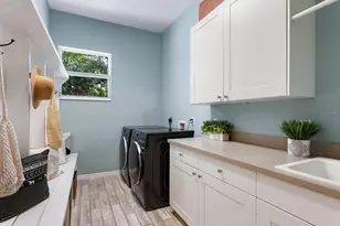 1760 Arlington St, Sarasota, FL 34239 - Photo 28