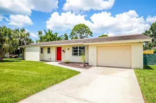 7460 Mariana Dr, Sarasota, FL 34231 - Photo 2